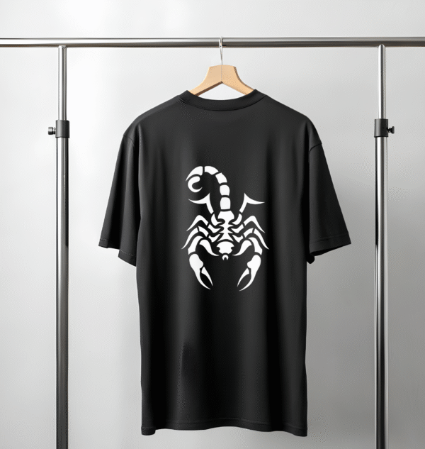 'Scorpion Strike' OVERSIZE T-shirt